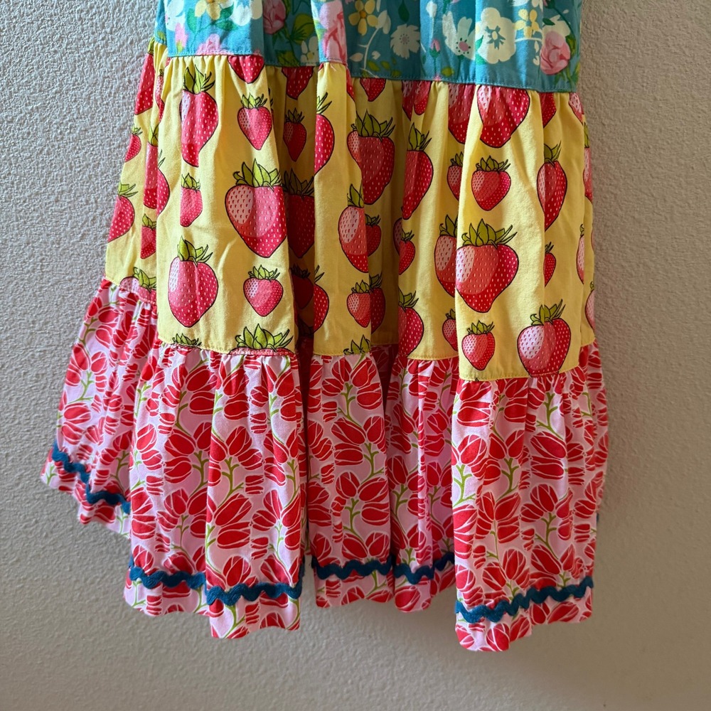 Matilda Jane Girls Tiered Patchwork Strawberry Floral Dress Size 8 D1349 NWOT - Picture 3 of 6